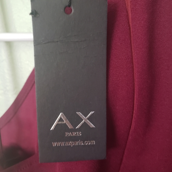 Racer Neck Midi Dress with Crochet Skirt - Picture 8 of 9